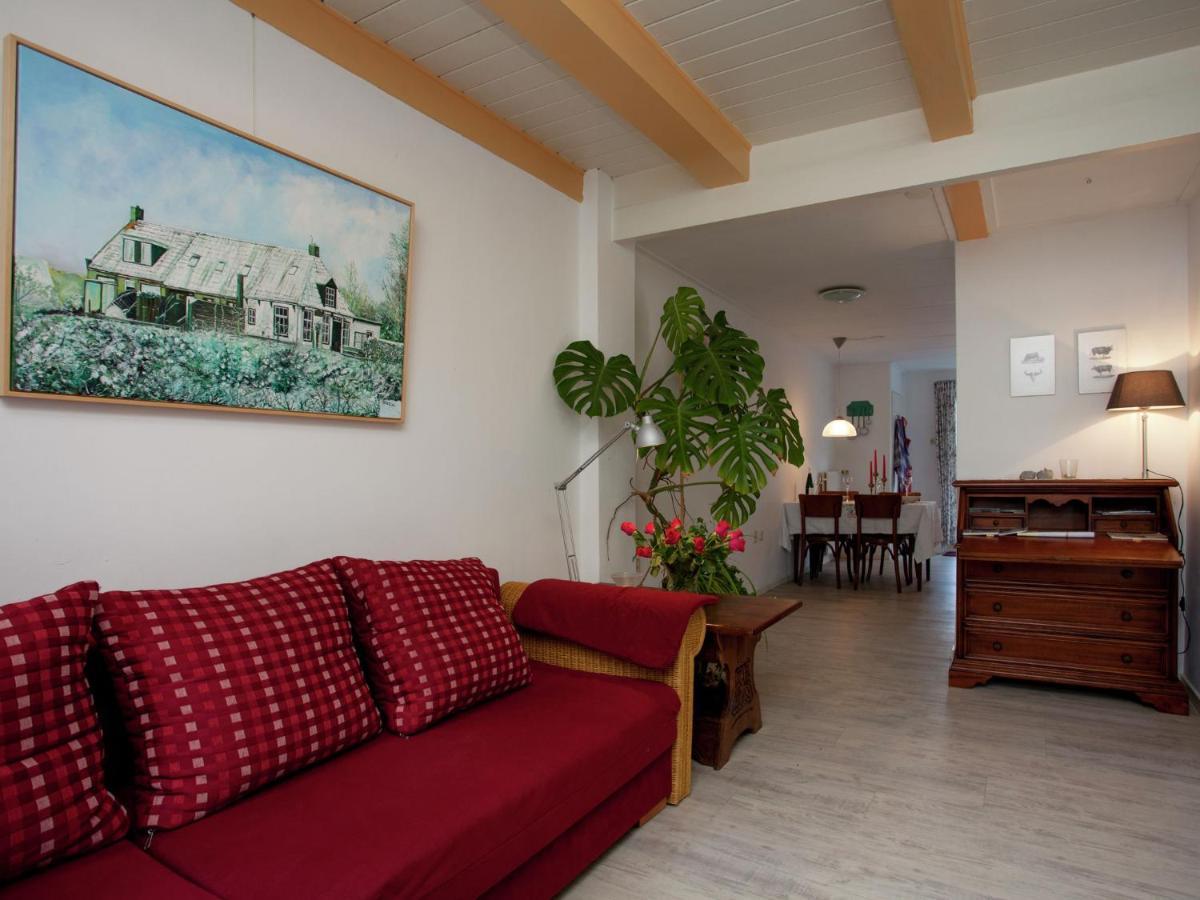 Fairytale Cottage In Nes Friesland With Garden 외부 사진