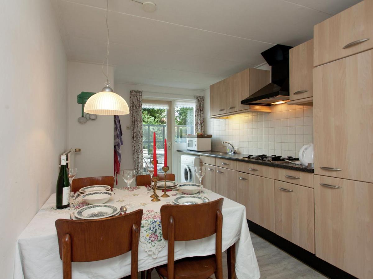 Fairytale Cottage In Nes Friesland With Garden 외부 사진