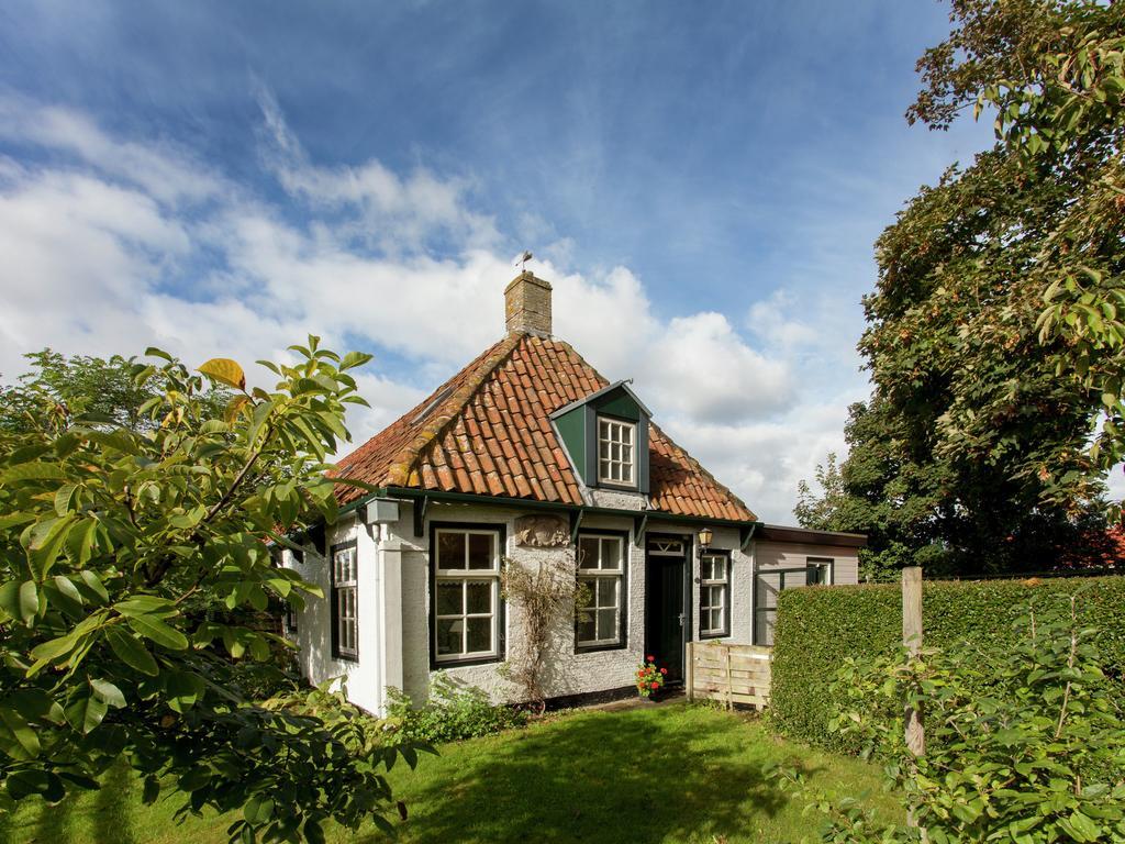 Fairytale Cottage In Nes Friesland With Garden 외부 사진